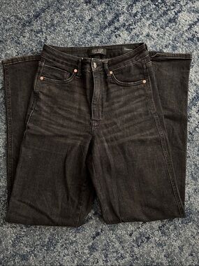 Judy blue black straight fit
